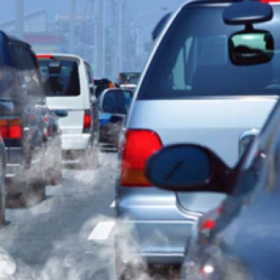 Il Senato sostiene il divieto dei veicoli benzina e diesel dal 2040